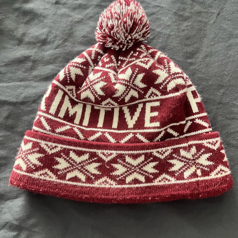 Primitive beanie in good condition